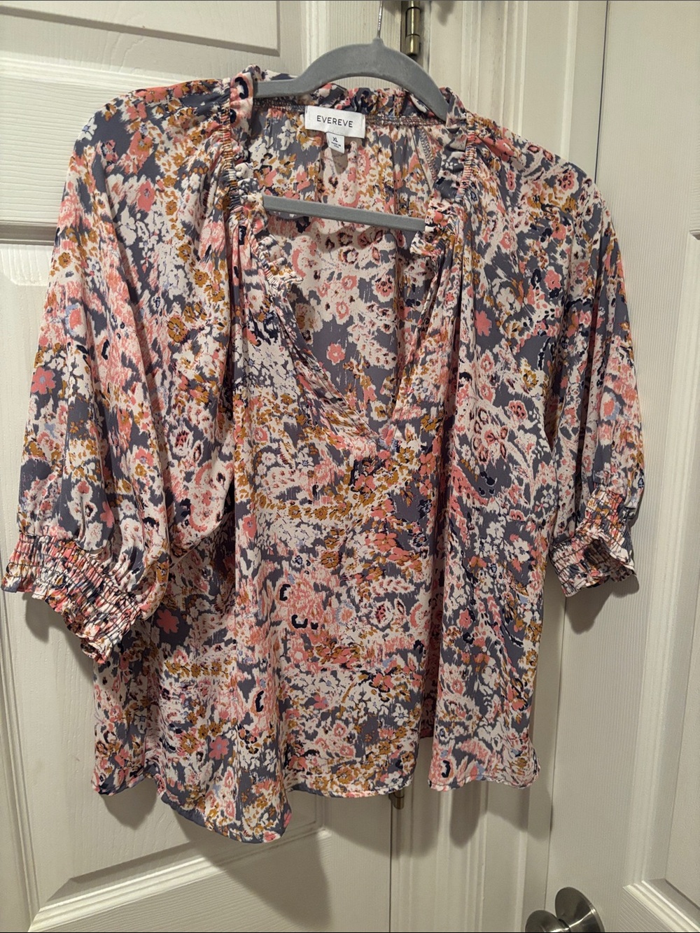 Evereve Floral V-Neck Blouse in Pink, Gray and Mustard